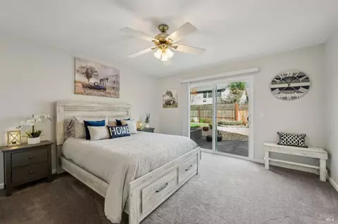 Bedroom - 9830 Marcella Ln, Windsor, CA 95492 photo 4 of 7