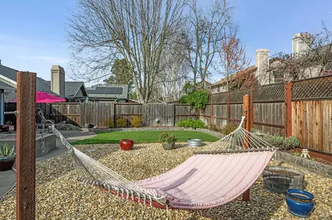 Exterior - 9830 Marcella Ln, Windsor, CA 95492 photo 11 of 12