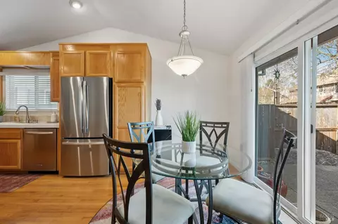 Dining - 9830 Marcella Ln, Windsor, CA 95492 photo 4 of 4
