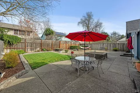Exterior - 9830 Marcella Ln, Windsor, CA 95492 photo 7 of 12