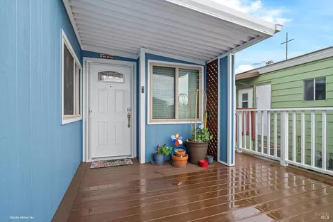 7 Michael Dr, Petaluma, CA 94954 photo 5