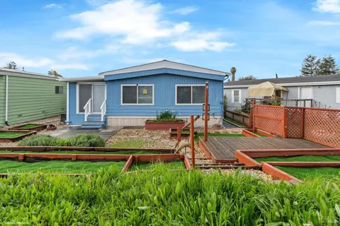 7 Michael Dr, Petaluma, CA 94954 photo 22