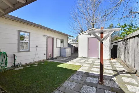 Exterior - 135 Fulton Pl, Windsor, CA 95492 photo 11 of 11