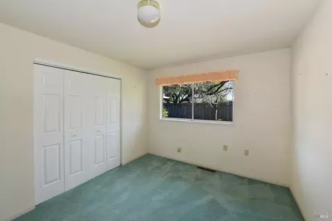 Bedroom - 135 Fulton Pl, Windsor, CA 95492 photo 2 of 4