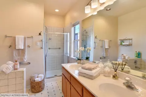 Bath - 135 Fulton Pl, Windsor, CA 95492 photo 1 of 7