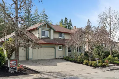 1933 Benton Ln, Novato, CA 94945