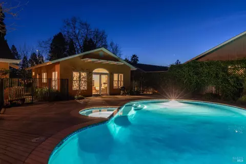 Exterior - 9821 Dawn Way, Windsor, CA 95492 photo 7 of 12