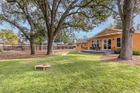 Exterior - 9821 Dawn Way, Windsor, CA 95492 photo 3 of 12
