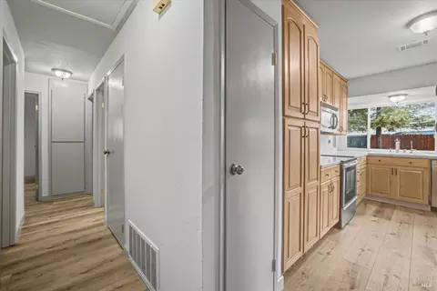 Entry Way - 1213 Sprig Ct, Fairfield, CA 94533 photo 1 of 1