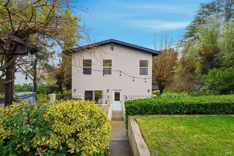Exterior - 225 Berna Ave, Napa, CA 94559 photo 5 of 9
