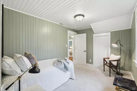 Bedroom - 225 Berna Ave, Napa, CA 94559 photo 3 of 5