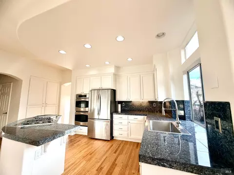Kitchen - 1717 Brompton St, Petaluma, CA 94954 photo 5 of 5