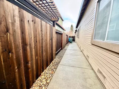 Entry Way - 1717 Brompton St, Petaluma, CA 94954 photo 3 of 3