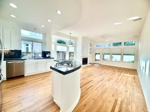 Kitchen - 1717 Brompton St, Petaluma, CA 94954 photo 3 of 5