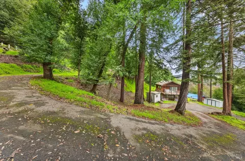 Exterior - 155 Forrest Ave, Fairfax, CA 94930 photo 9 of 12