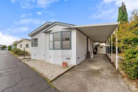 8147 Willow St, Windsor, CA 95492 photo 3