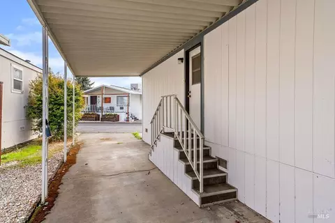 8147 Willow St, Windsor, CA 95492 photo 11