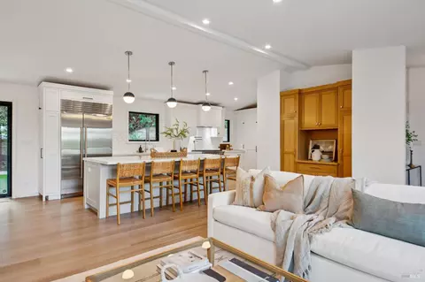 602 Chapman Dr, Corte Madera, CA 94925