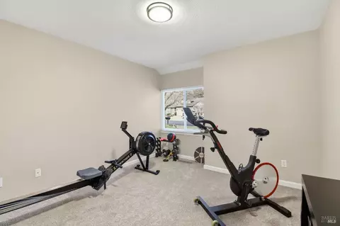 Bedroom - 9475 Victoria Ln, Windsor, CA 95492 photo 5 of 5