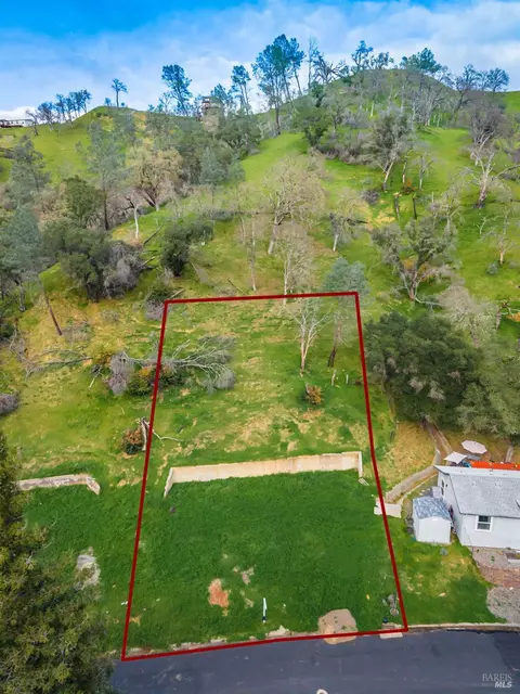 1034 Arroyo Grande Dr, Napa, CA 94558
