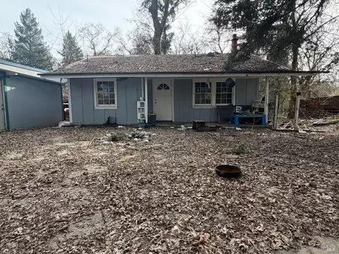 24463 Shady Ln, Covelo, CA 95428