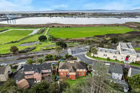 View/Area - 12 Daniels Ave, Vallejo, CA 94590 photo 8 of 10