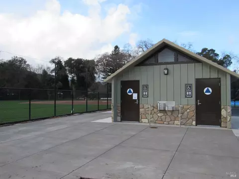 328 Dechene Ave, Sonoma, CA 95476 photo 25