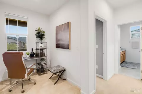 Entry Way - 6606 Deerfield Dr, Vallejo, CA 94591 photo 10 of 11