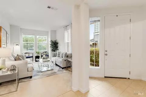 Entry Way - 6606 Deerfield Dr, Vallejo, CA 94591 photo 1 of 11
