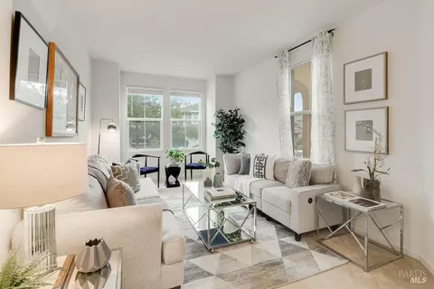 Living - 6606 Deerfield Dr, Vallejo, CA 94591 photo 2 of 3