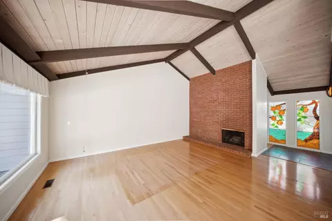285 Cascade Dr, Fairfax, CA 94930 photo 9