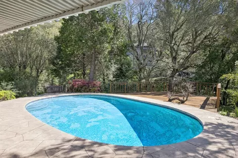 285 Cascade Dr, Fairfax, CA 94930 photo 32