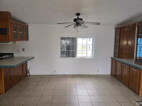 21441 Pineview Dr, Willits, CA 95490 photo 4