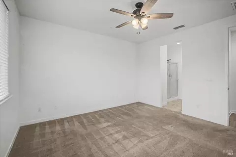 560 Syracuse Ln, Dixon, CA 95620 photo 8