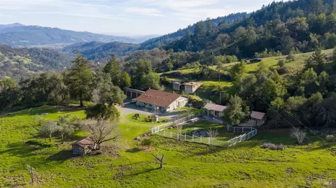 34201 Highway 128 Hwy, Cloverdale, CA 95425