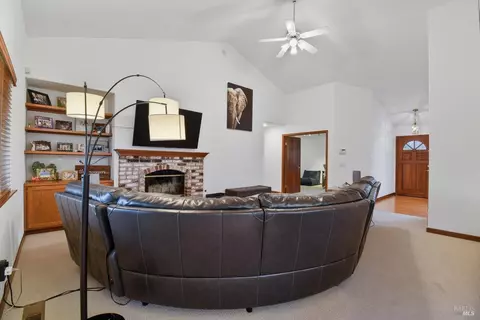 Other - 9595 Meadow Pl, Windsor, CA 95492 photo 4 of 7