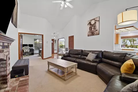 Other - 9595 Meadow Pl, Windsor, CA 95492 photo 3 of 7