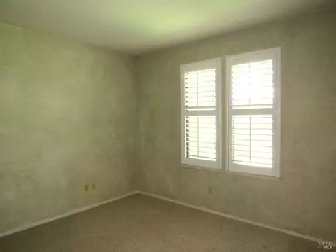 Bedroom - 657 Cherry Ave, Sonoma, CA 95476 photo 1 of 3