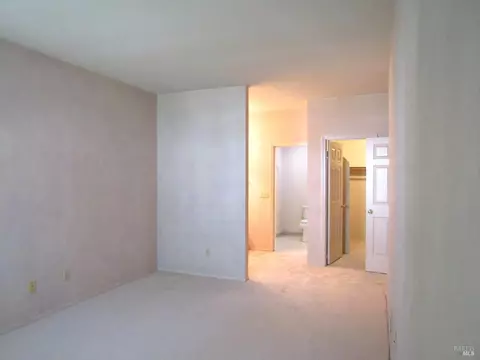 Bedroom - 657 Cherry Ave, Sonoma, CA 95476 photo 2 of 3