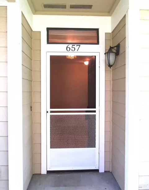 Entry Way - 657 Cherry Ave, Sonoma, CA 95476 photo 1 of 1