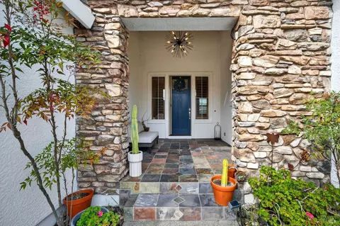536 Sauvignon Pl, Windsor, CA 95492 photo 4