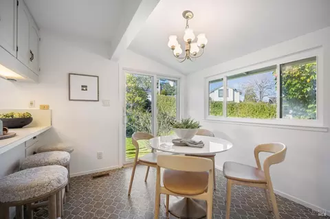 Dining - 3 Longfellow Rd, Mill Valley, CA 94941 photo 6 of 8