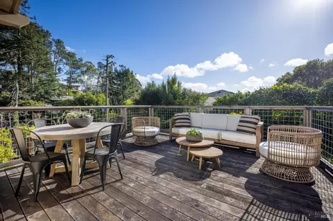 Exterior - 3 Longfellow Rd, Mill Valley, CA 94941 photo 3 of 14