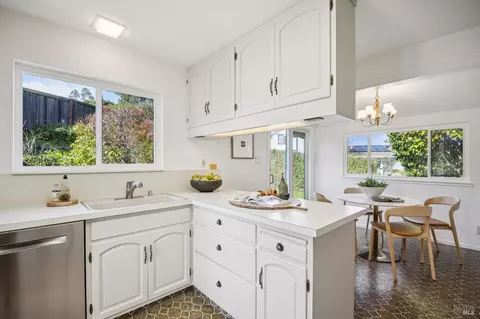 Kitchen - 3 Longfellow Rd, Mill Valley, CA 94941 photo 2 of 5