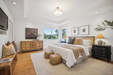 Bedroom - 3 Longfellow Rd, Mill Valley, CA 94941 photo 1 of 8