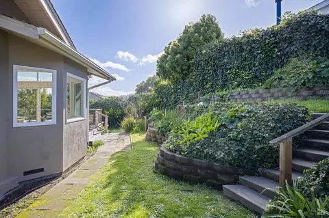 Exterior - 3 Longfellow Rd, Mill Valley, CA 94941 photo 7 of 14