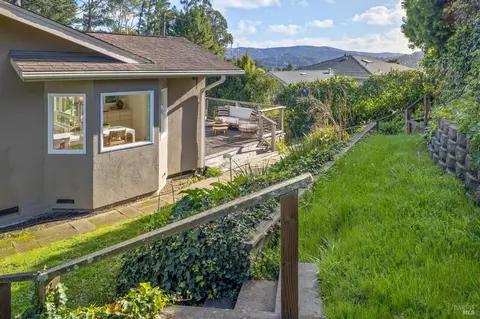 Exterior - 3 Longfellow Rd, Mill Valley, CA 94941 photo 8 of 14