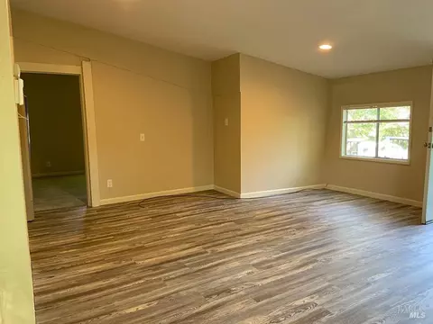 Living - 1418 B St, Napa, CA 94559 photo 3 of 5
