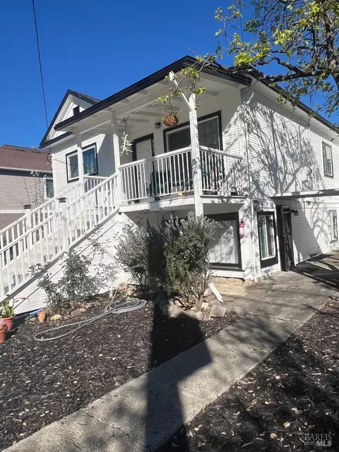 Exterior - 1418 B St, Napa, CA 94559 photo 2 of 6
