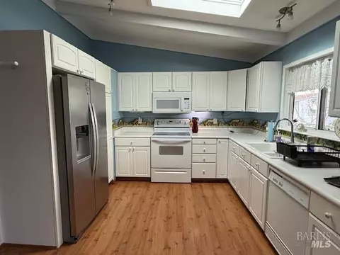 300 E H St #98, Benicia, CA 94510 photo 6